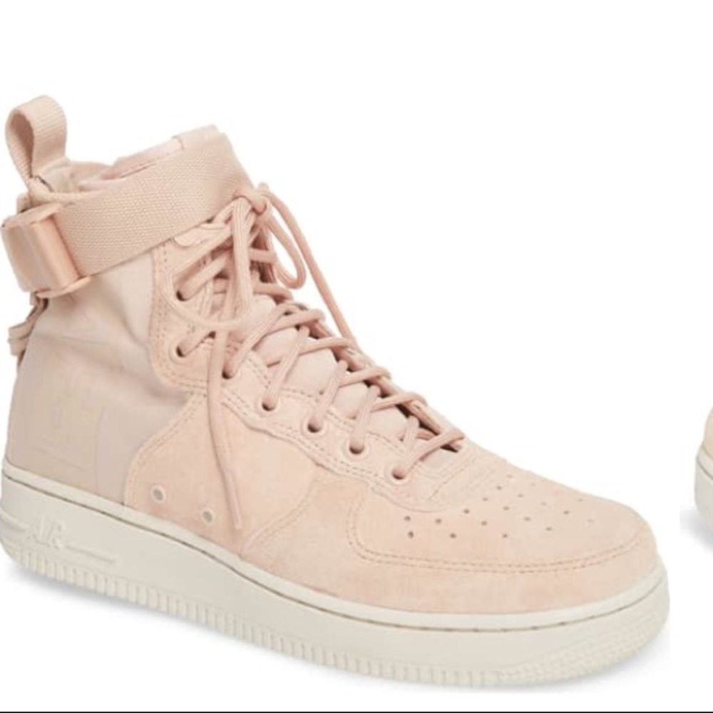 Nike SF Air Force Ones Pink